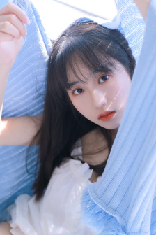 女王的人厕丨vk