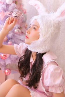 家公对儿媳妇动手脚该跟老公说吗